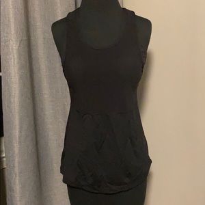 Lulu workout top. Built-in bra